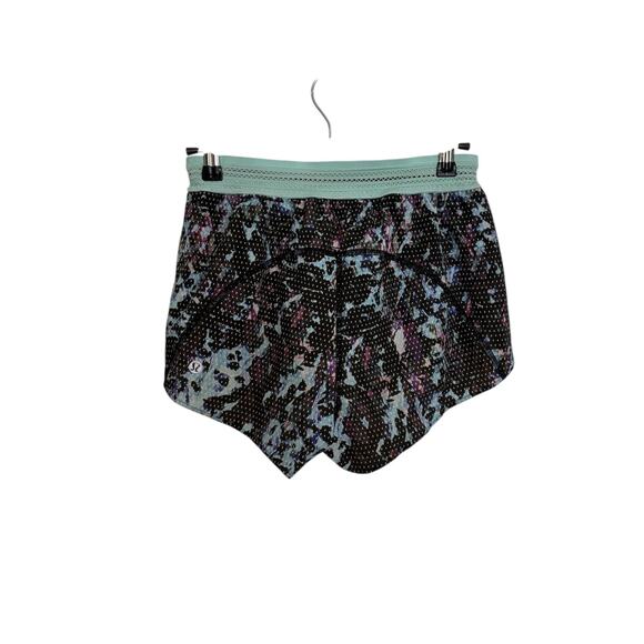 Lululemon Split Second Short Womens 2 Floral Sport Tranquil Blue Multi Tranquil - Picture 2 of 4